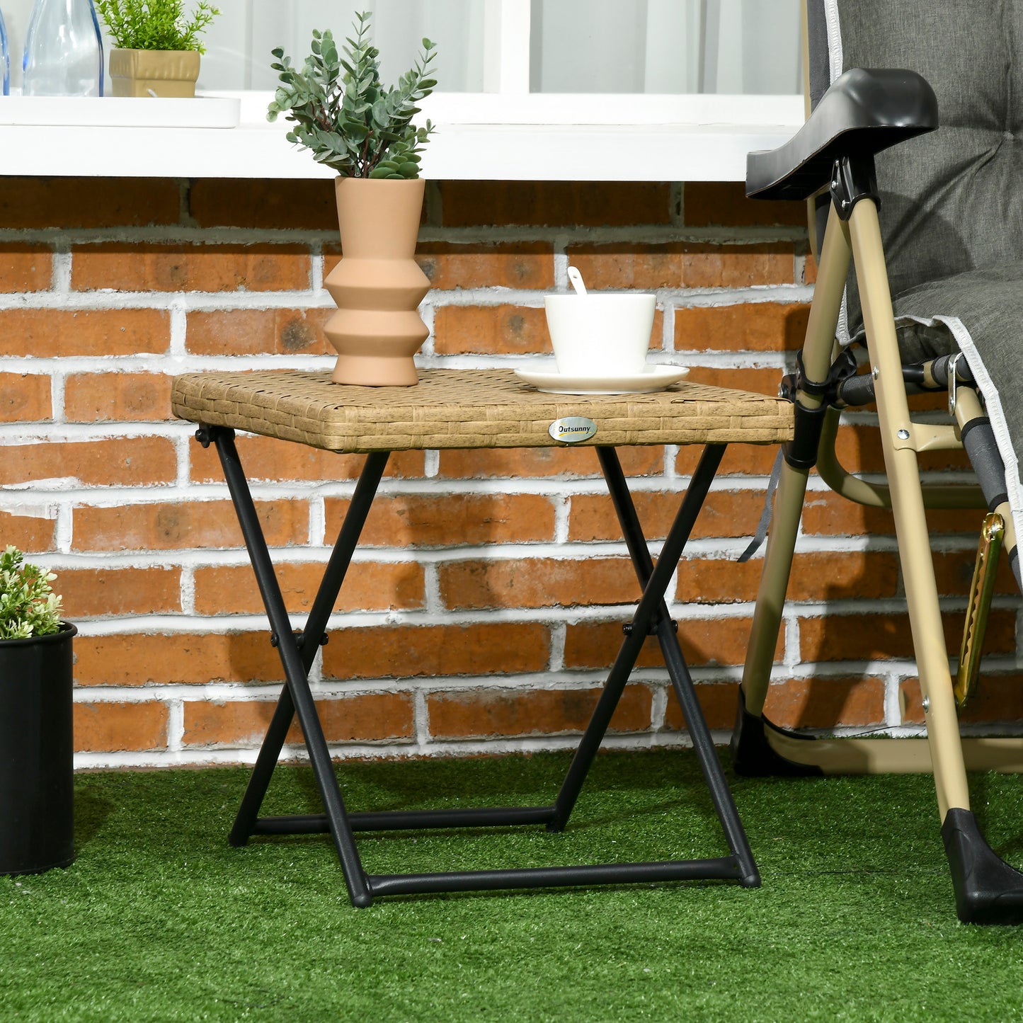 Outsunny polyrattan balkontafel, opvouwbaar, stalen frame, gemakkelijk schoon te maken, 40x40x40 cm, naturel
