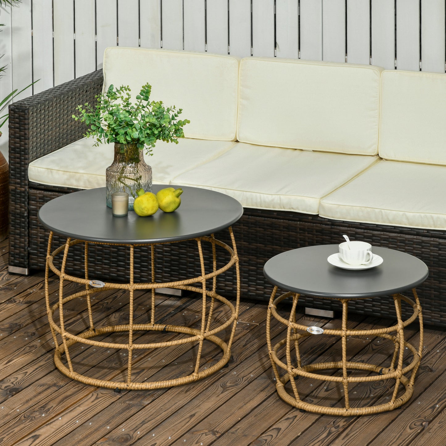 Outsunny 2-delige set tuintafels in boho-stijl, weerbestendig, stapelbaar, 60 cm x 60 cm x 47 cm, naturel + donkergrijs