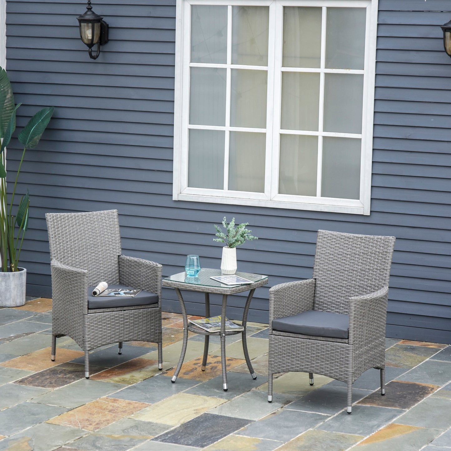 Outsunny Gartenmöbel-Set aus Polyrattan, 3-teiliges Sitzset für 2 Personen, bestehend aus 2 Stühlen, Tisch, Sitzkissen und Gartenliege für Garten, Terrasse und Balkon, Grau