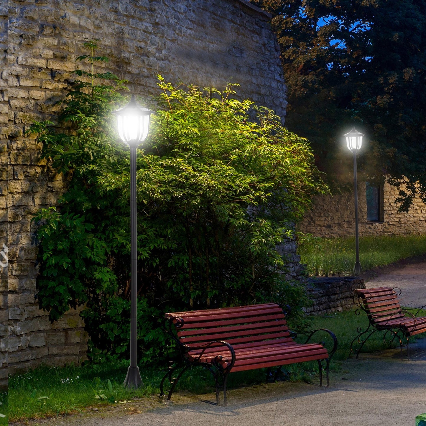 Outsunny Solar-LED-Gartenlaterne, Kunststofflaterne, Außenleuchte für den Innen- und Außenbereich, 177 cm hoch, 30/60 Lumen, für Garten und Balkon, Schwarz