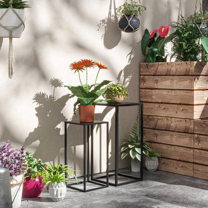 Outsunny Blumenständer, 2er-Set, skandinavisches Design, Metallgestell, Höhe 58,5/65 cm, Schwarz